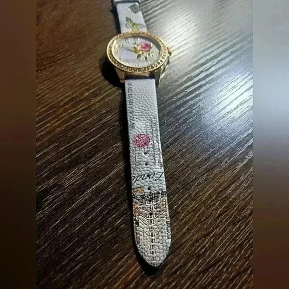 Rhinestone rose watch - Picture 4 of 6